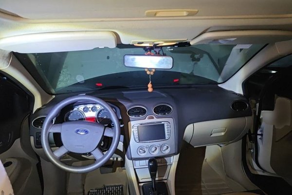Ford Focus 2012, 136100 км, за 2723 USD - фото 10