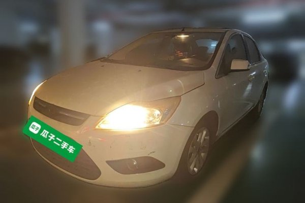 Ford Focus · 2012 год