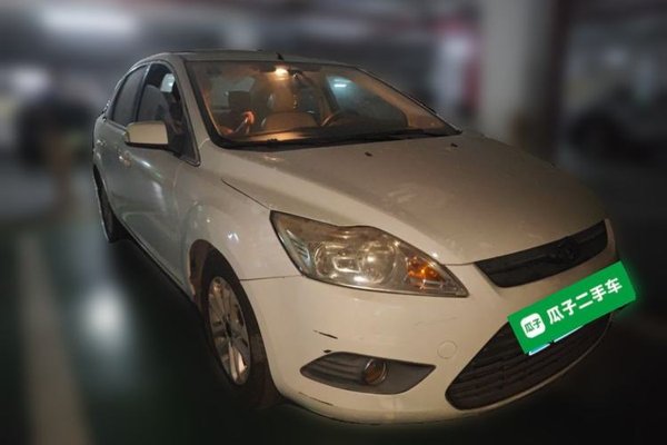 Ford Focus 2012, 136100 км, за 2723 USD
