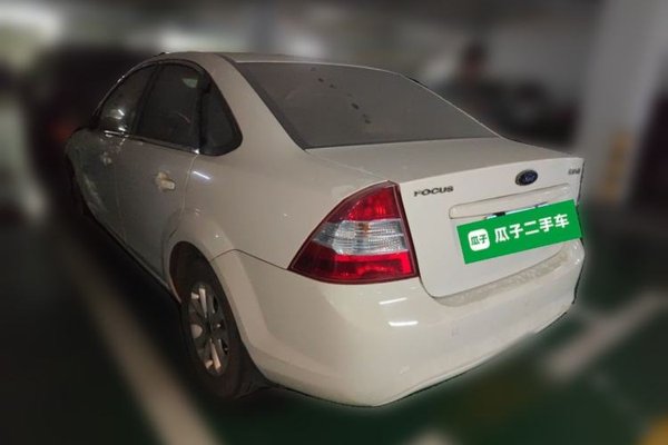 Ford Focus 2012, 136100 км, за 2723 USD