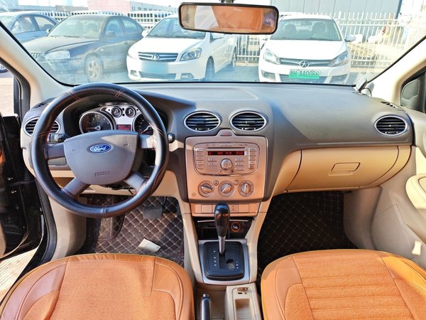 Ford Focus 2013, 162200 км, за 3612 USD - фото 11