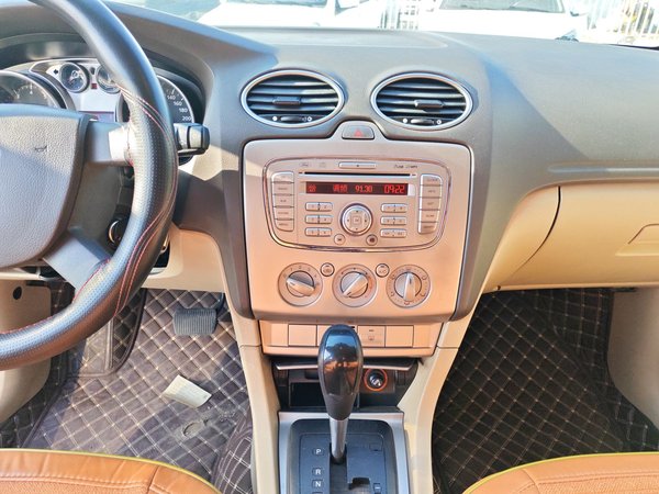 Ford Focus 2013, 162200 км, за 3612 USD