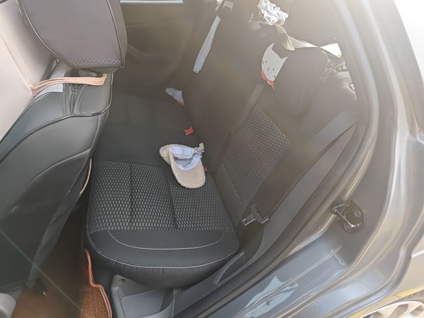 Ford Focus 2013, 131300 км, за 2973 USD - фото 18