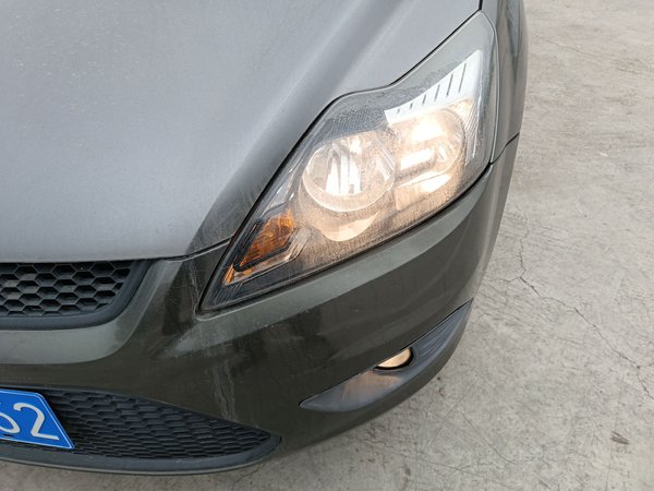 Ford Focus 2013, 86900 км, за 4626 USD