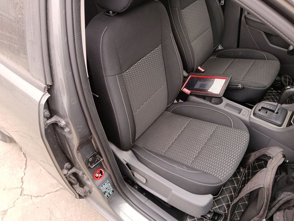 Ford Focus 2013, 86900 км, за 4626 USD - фото 23