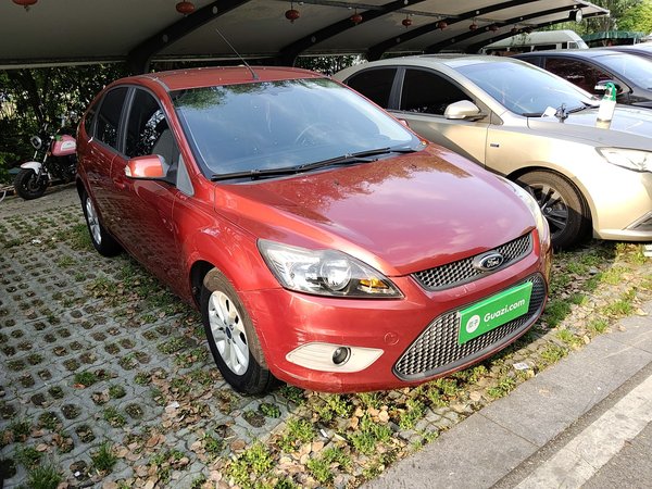Ford Focus 2013, 105800 км, за 4251 USD