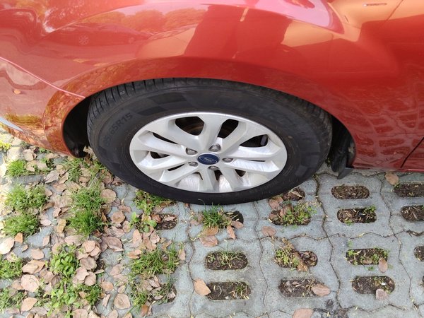 Ford Focus 2013, 105800 км, за 4251 USD