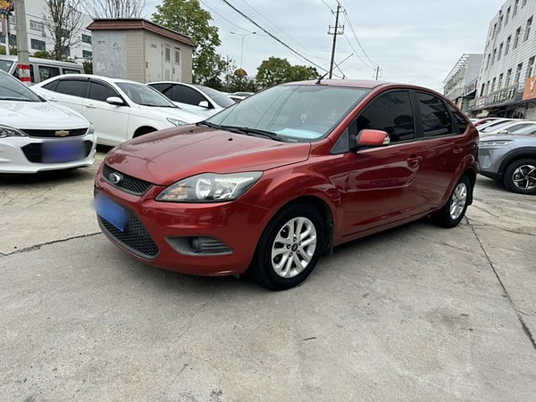 Ford Focus 2013 Hatchback Classic 1.8L Manual Base Model