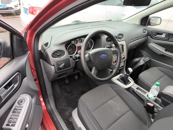 Ford Focus 2013, 112100 км, за 3837 USD - фото 21