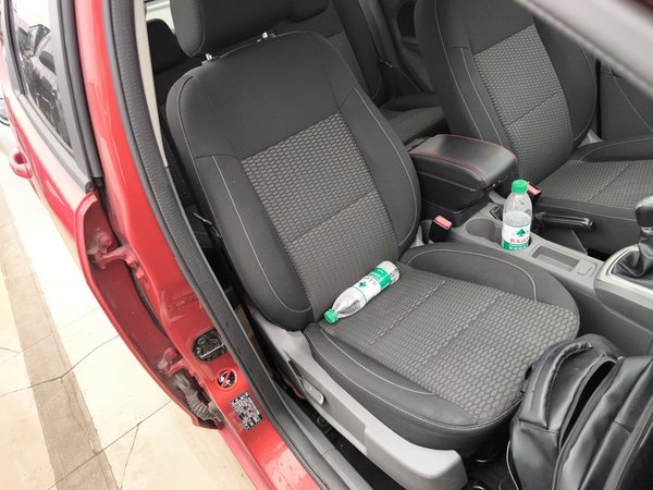 Ford Focus 2013, 112100 км, за 3837 USD - фото 23