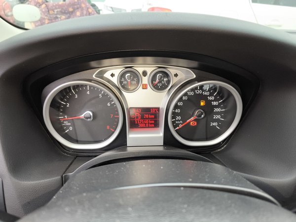 Ford Focus 2013, 112100 км, за 3837 USD - фото 13