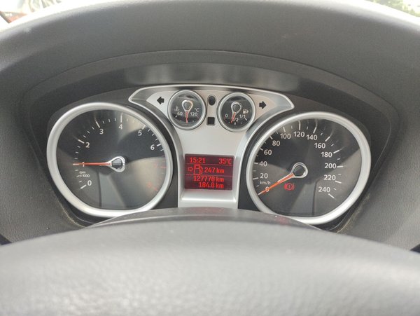 Ford Focus 2013, 127700 км, за 3597 USD