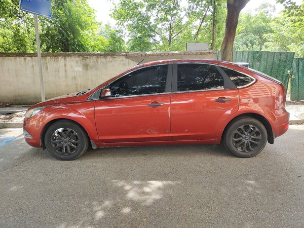 Ford Focus 2013, 127700 км, за 3597 USD - фото 8