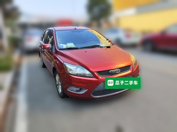 Ford Focus 2013, 77800 км, за 3523 USD