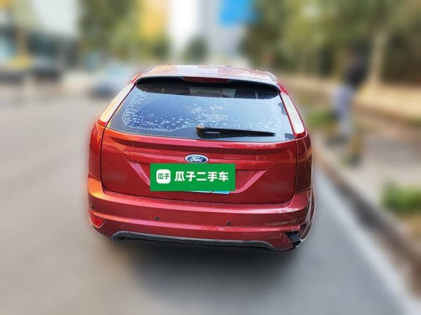 Ford Focus 2013, 77800 км, за 3523 USD