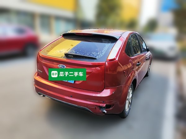 Ford Focus 2013, 77800 км, за 3523 USD - фото 6