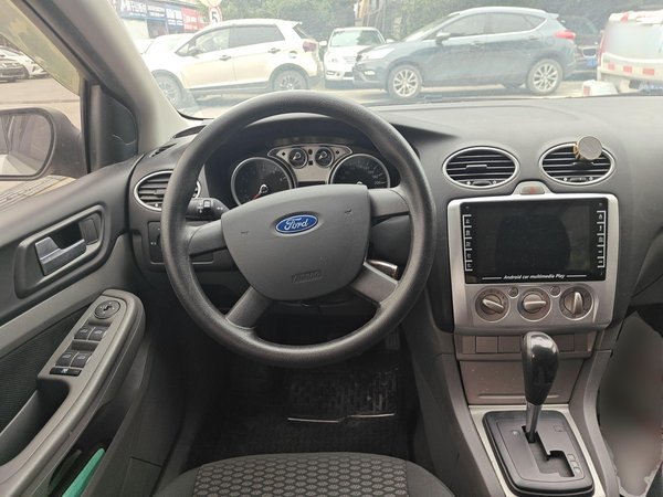 Ford Focus 2013, 141600 км, за 3878 USD - фото 10