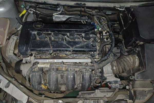 Ford Focus 2013, 19100 км, за 2850 USD - фото 21