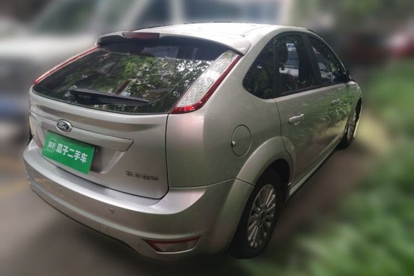 Ford Focus 2013, 51000 км, за 3170 USD - фото 9