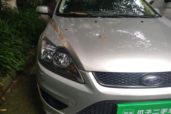 Ford Focus 2013, 51000 км, за 3170 USD - фото 10