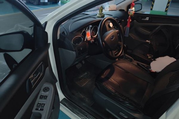 Ford Focus 2013, 102100 км, за 4212 USD - фото 19