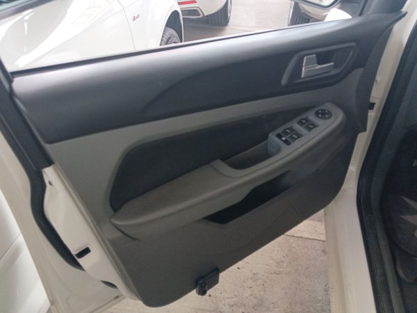 Ford Focus 2013, 116400 км, за 4203 USD - фото 27