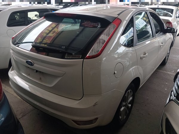 Ford Focus 2013, 116400 км, за 4203 USD - фото 6