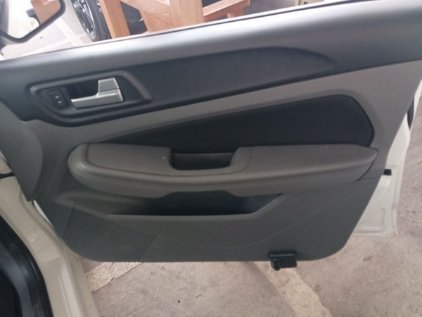 Ford Focus 2013, 116400 км, за 4203 USD - фото 25