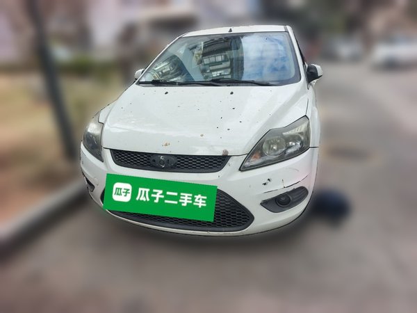 Ford Focus 2013, 159800 км, за 3046 USD - фото 2
