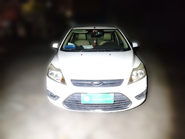 Ford Focus 2013, 68500 км, за 2968 USD