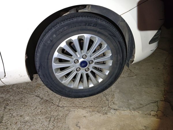Ford Focus 2013, 68500 км, за 2968 USD - фото 8