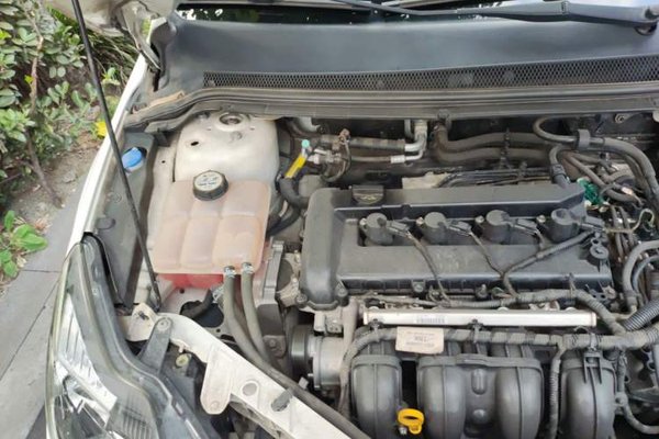 Ford Focus 2013, 79600 км, за 2954 USD - фото 23