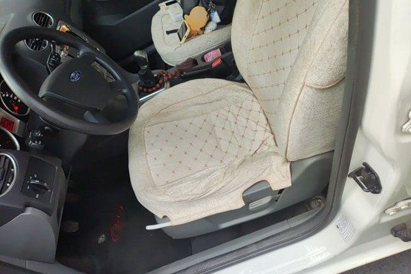 Ford Focus 2013, 79600 км, за 2954 USD - фото 15
