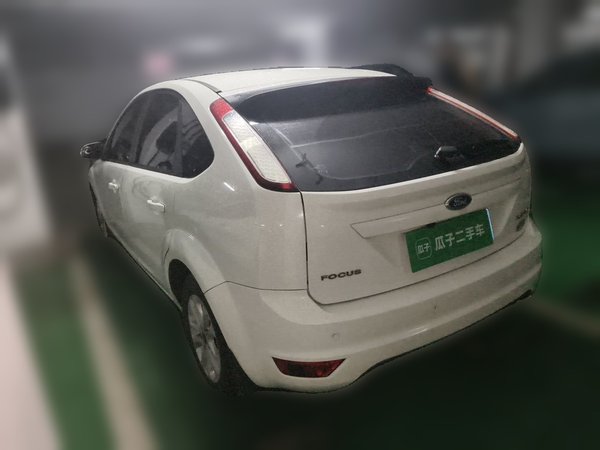 Ford Focus 2013, 99200 км, за 2779 USD