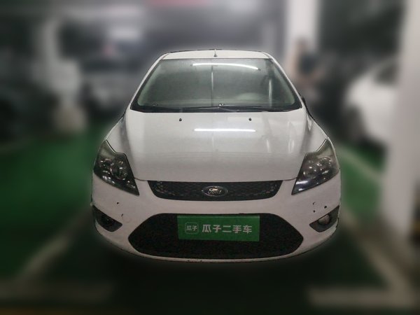 Ford Focus 2013, 99200 км, за 2779 USD