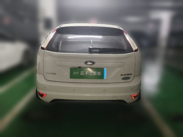 Ford Focus 2013, 99200 км, за 2779 USD