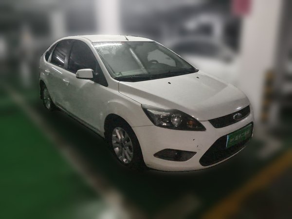 Ford Focus 2013, 99200 км, за 2779 USD