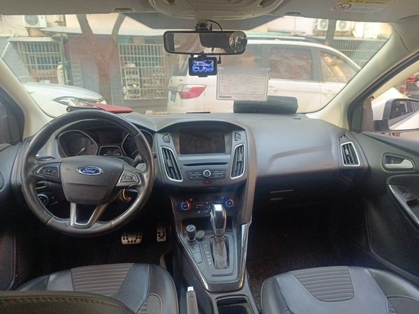 Ford Focus 2015, 101700 км, за 6654 USD - фото 15