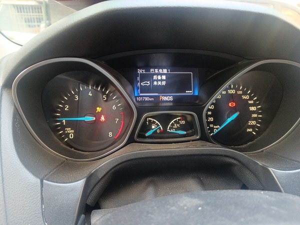 Ford Focus 2015, 101700 км, за 6654 USD - фото 9