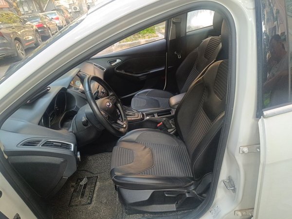 Ford Focus 2015, 101700 км, за 6654 USD - фото 12