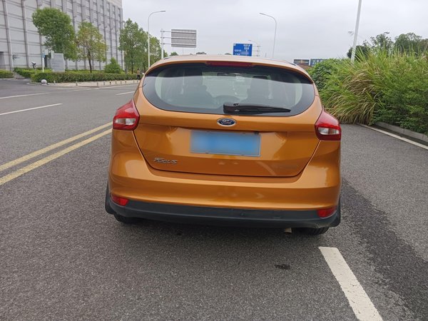 Ford Focus 2015, 163700 км, за 4970 USD