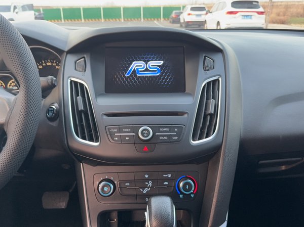 Ford Focus 2015, 107500 км, за 4671 USD - фото 26