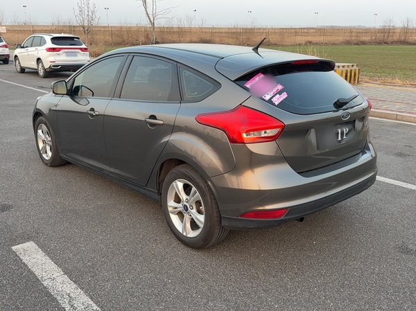 Ford Focus 2015, 107500 км, за 4671 USD - фото 10