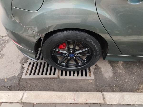 Ford Focus 2015, 114100 км, за 5409 USD - фото 10