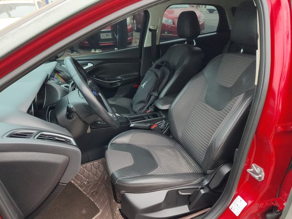 Ford Focus 2015, 114100 км, за 5409 USD - фото 16