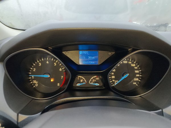 Ford Focus 2015, 114100 км, за 5409 USD - фото 13