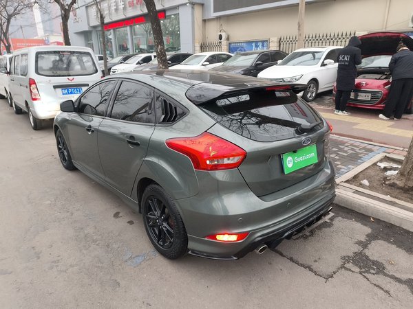 Ford Focus 2015, 114100 км, за 5409 USD