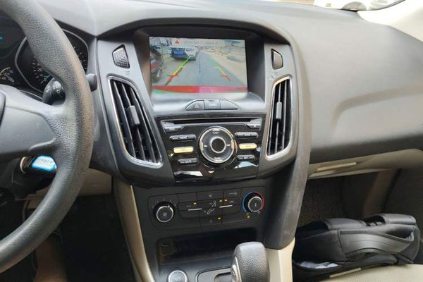 Ford Focus 2015, 104700 км, за 5525 USD - фото 15