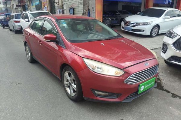 Ford Focus 2015, 104700 км, за 5525 USD - фото 8