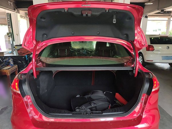 Ford Focus 2015, 126300 км, за 4708 USD - фото 8